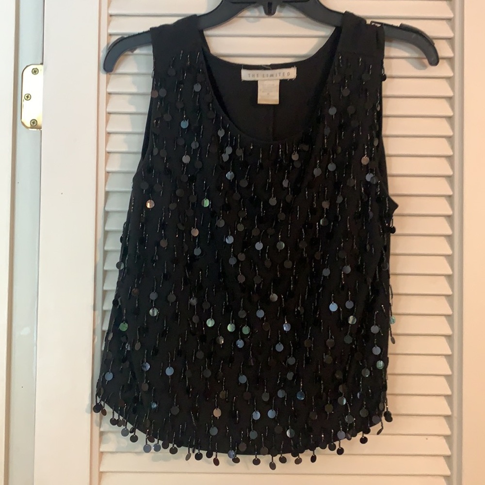 The limited Embellished black top